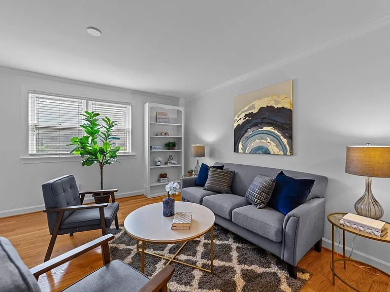 1103A Nichols Dr — Photo 4
