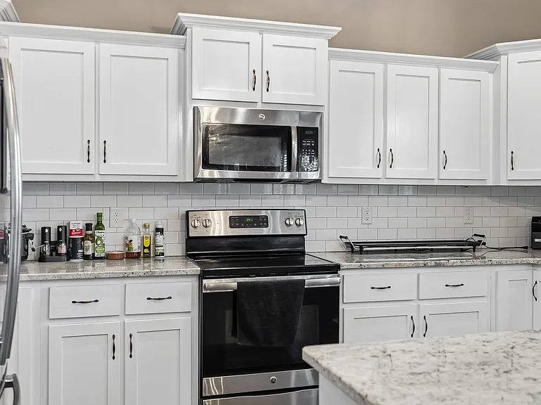 3747 Windmill Dr — Photo 5