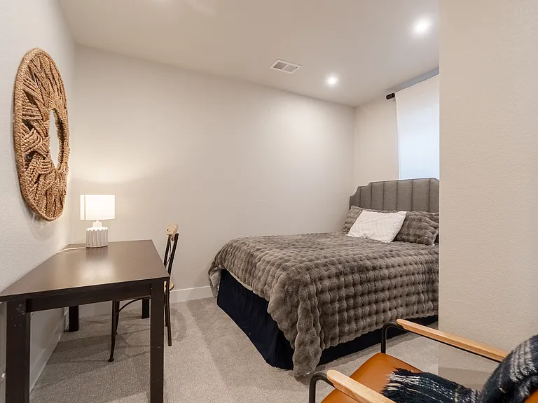 1766 Bounty Dr — Photo 32