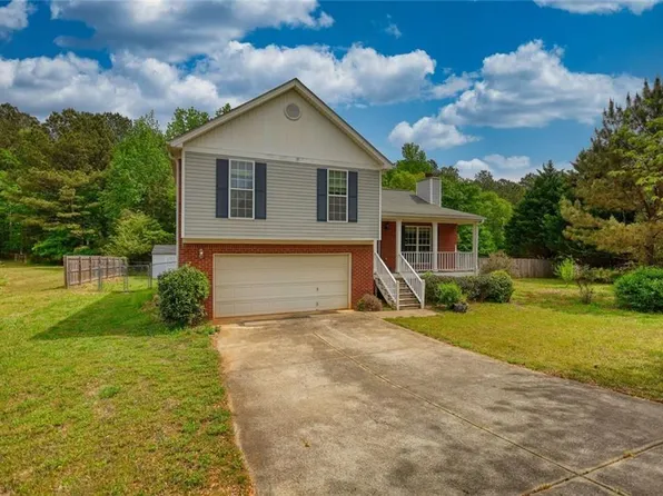 1916 Brenda St, Statham, GA 30666