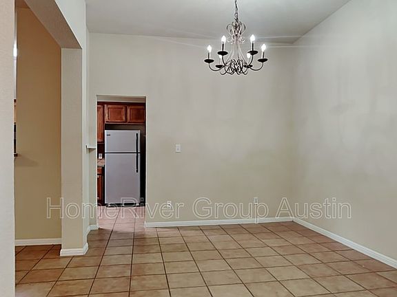 4th image of 9720 Castle Pines Dr