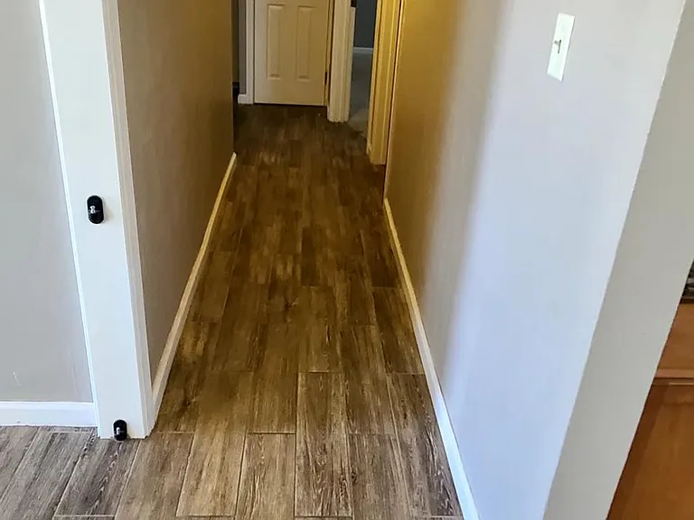 449 E Pierce St — Photo 22