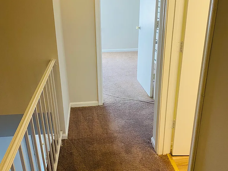 2902 Lloyd Ct — Photo 10