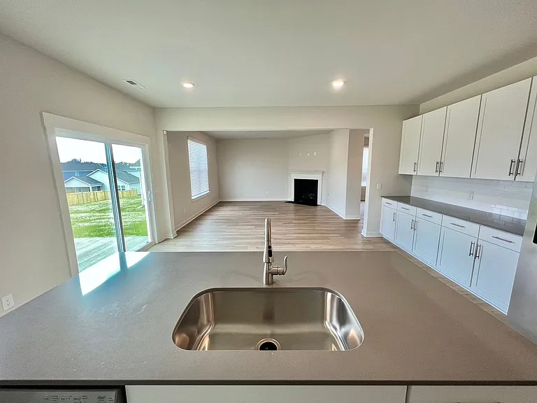 1030 Ewell Farm Cir — Photo 11