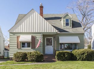 5138 Cato St, Maple Heights, OH
