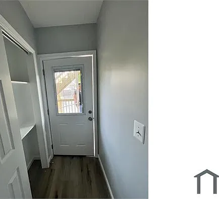 1709 E St NE #4 — Photo 4