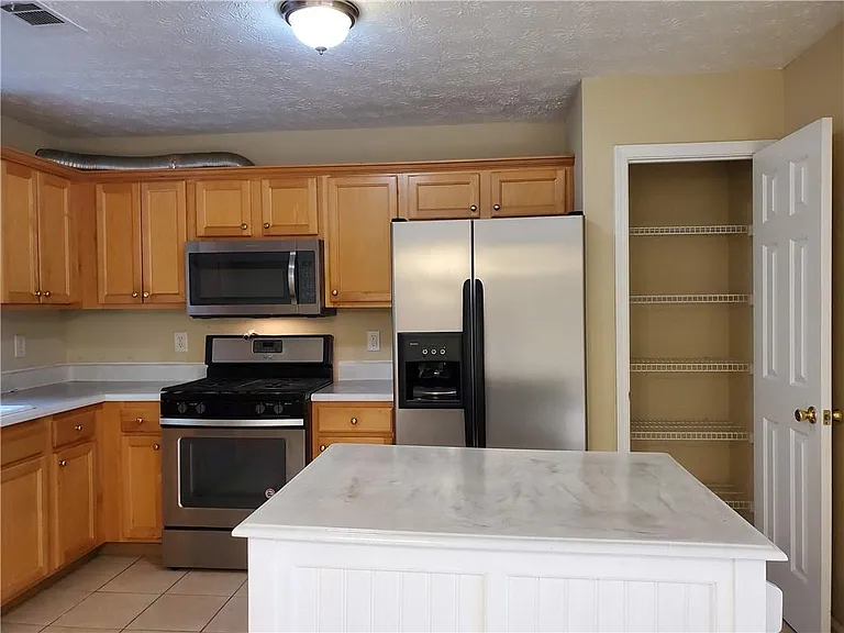 3419 Cast Palm Dr — Photo 6