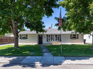 312 W 12th Ave, Kennewick, WA 99337