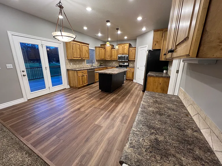 2254 N 1560 W — Photo 8