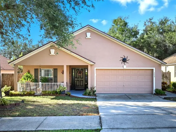 2219 Merry Rd, Tavares, FL 32778
