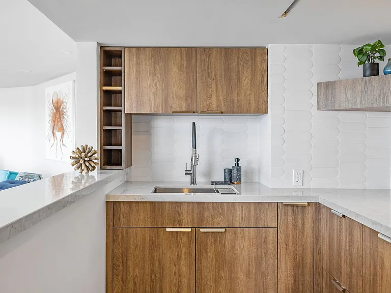 17440 Revello Dr — Photo 19