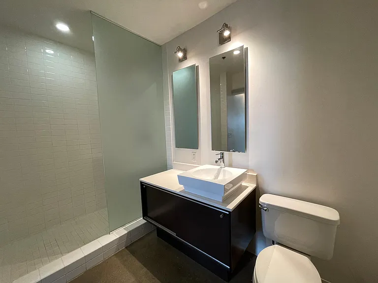 2115 Yeaman Pl #426 — Photo 11