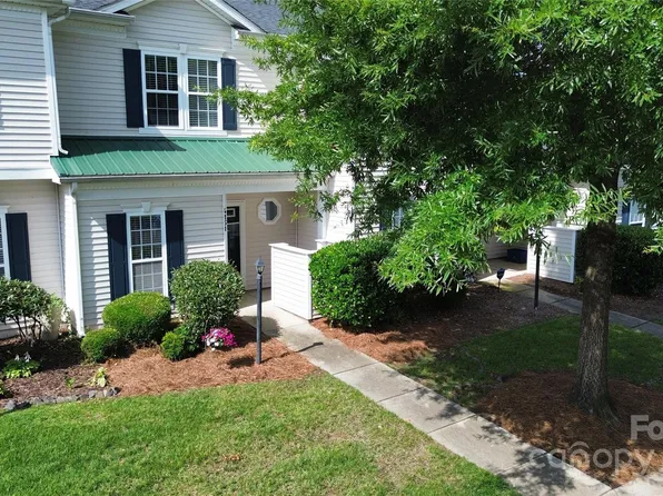 4151 Town Center Rd, Harrisburg, NC 28075