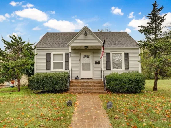 423 S East St, Mount Vernon, MO 65712