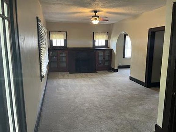 3rd image of 3907 Northwestern Pkwy #2