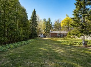 86 Doran Rd, Springwater, ON L9X 0L5