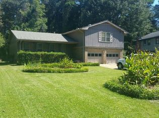 494 Rue De Chateau, Stone Mountain, GA 30083