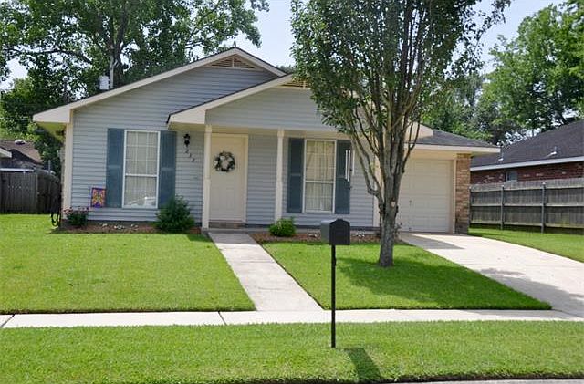 1st image of 232 River Village Dr