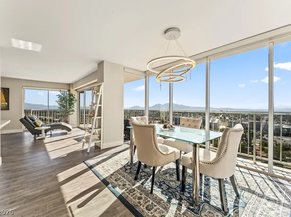 3111 Bel Air Dr Unit 21F, Winchester, NV 89109