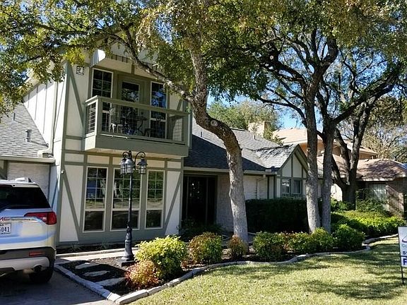 2nd image of 2711 Creek Bend Cir