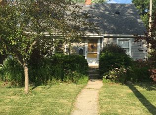 1497 Cedar Dr, Birmingham, MI 48009