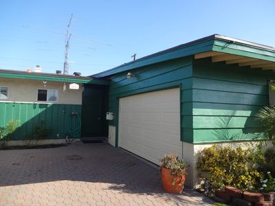 18963 Vose St, Reseda, CA, 91335