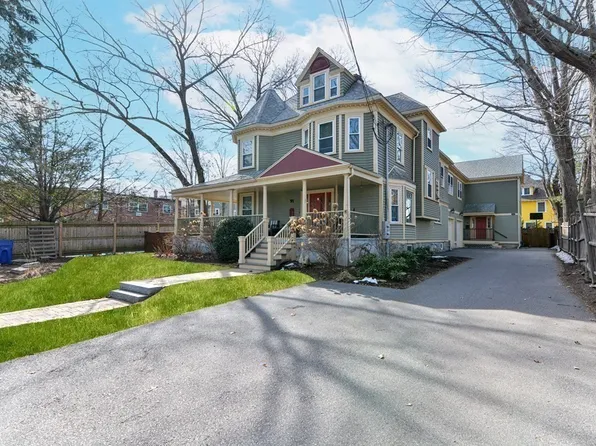 89 Walker St #89, Newtonville, MA 02460