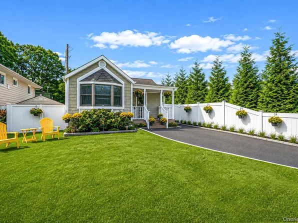 256 Deer Road, Ronkonkoma, NY 11779