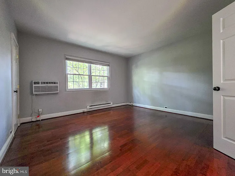 3710 Gunston Rd — Photo 11