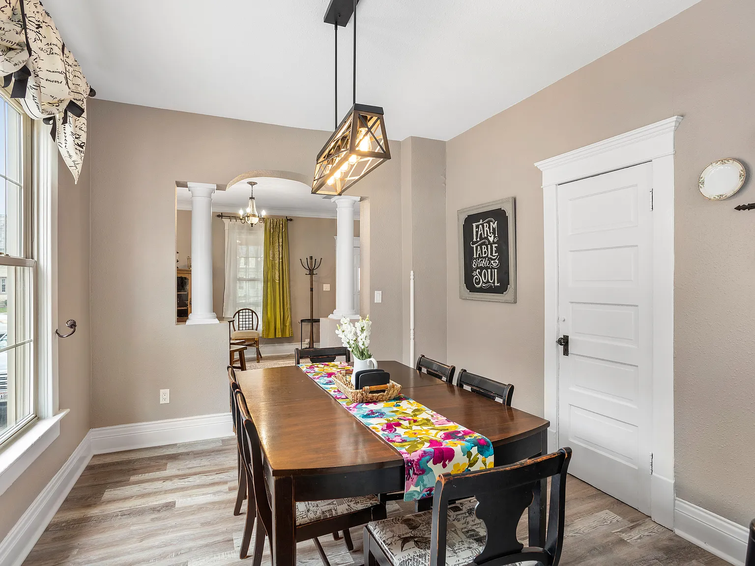 3 bed, 1832 sqft, $2,950 — Photo 1