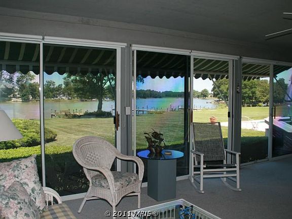 3rd image of 102 Cove Creek Ct