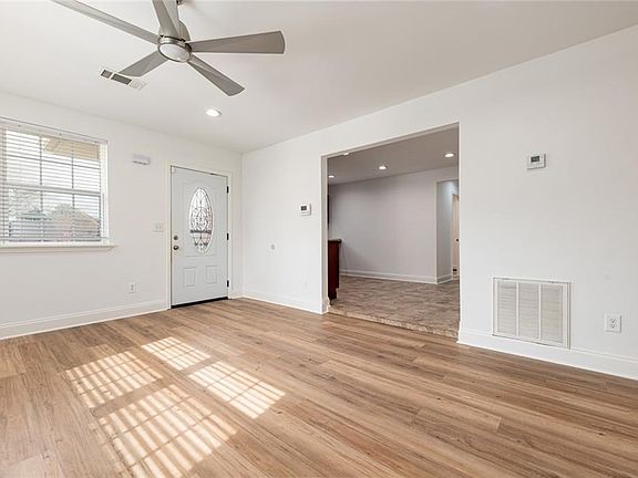 4th image of 4727 Stemway Dr