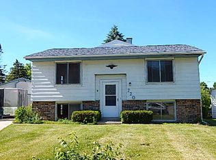 720 Jean Ct, Allenton, WI 53002