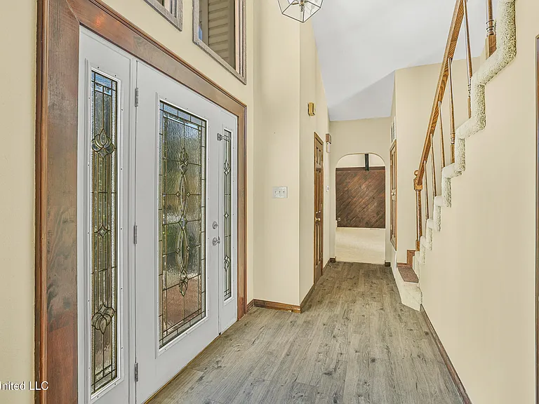 4409 Shadow Wood Cir — Photo 20