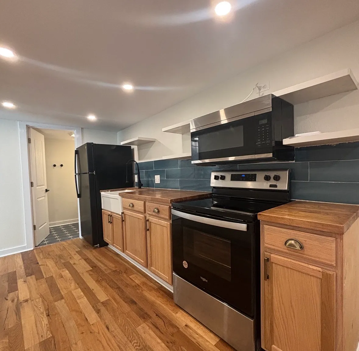 1 bed, 550 sqft, $895 — Photo 1
