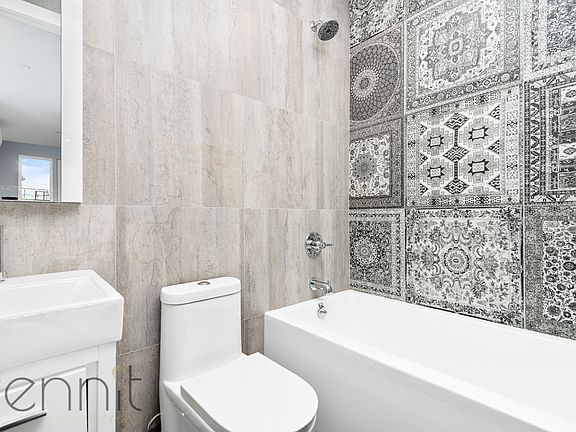 5th image of 311 Wilson Ave #4B