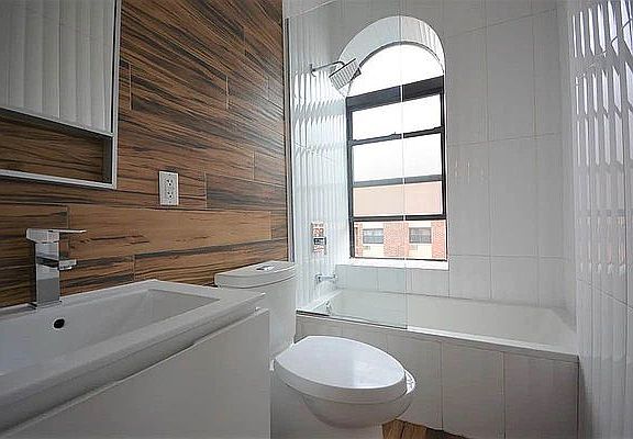 5th image of 321 Putnam Ave #3H