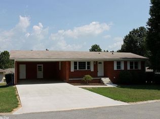 1401 S 15th St, Paragould, AR 72450