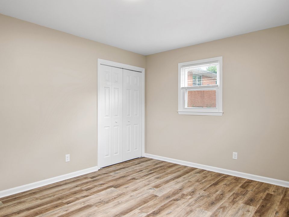 1st image of 315 Owens St APT B