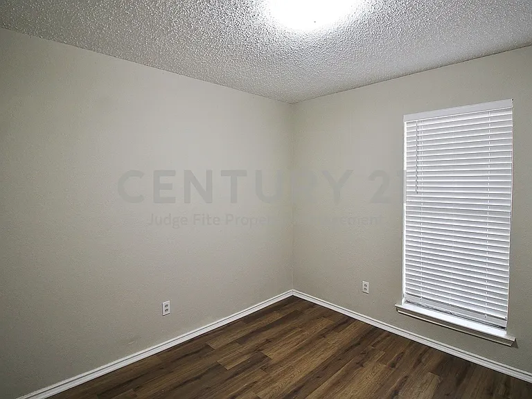 2018 Garden Crest Ln — Photo 12