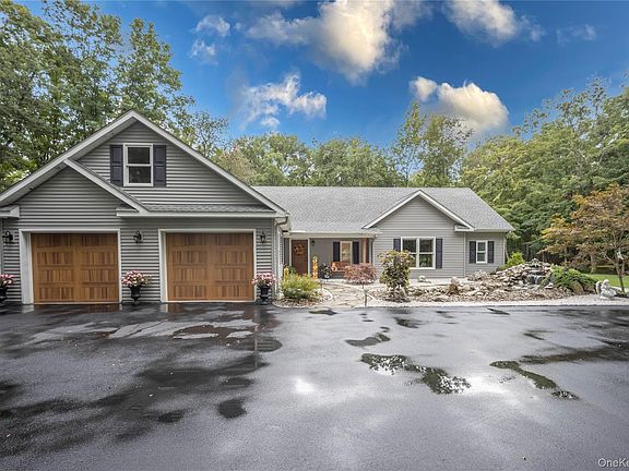 3rd image of 1440 E Noxon Road