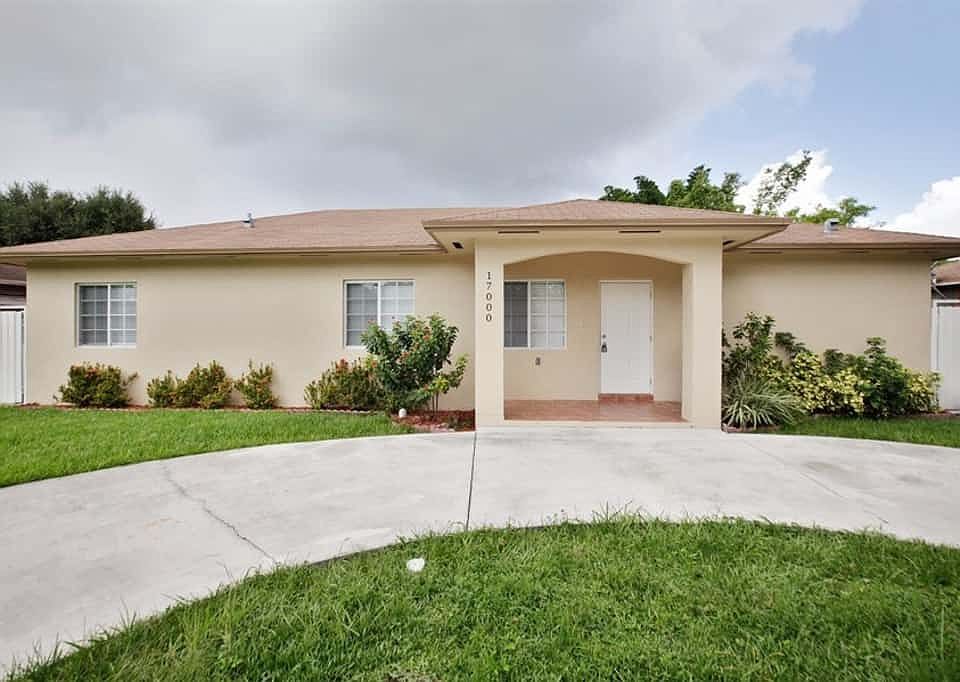 1st image of 17000 NW 52nd Ave