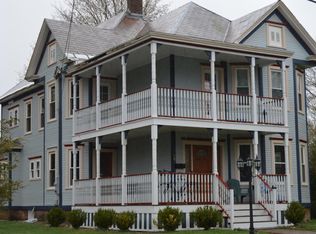 29 John St, Williamstown, MA 01267
