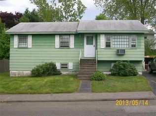 53 Summit St, Salem, MA 01970