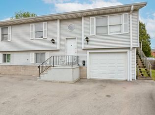 2911 E Vogel Ave #B, Cudahy, WI 53110