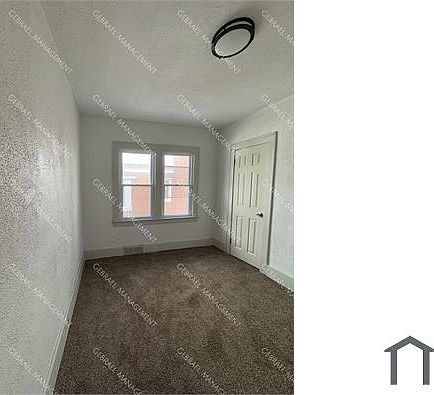 4th image of 423 S 15th St