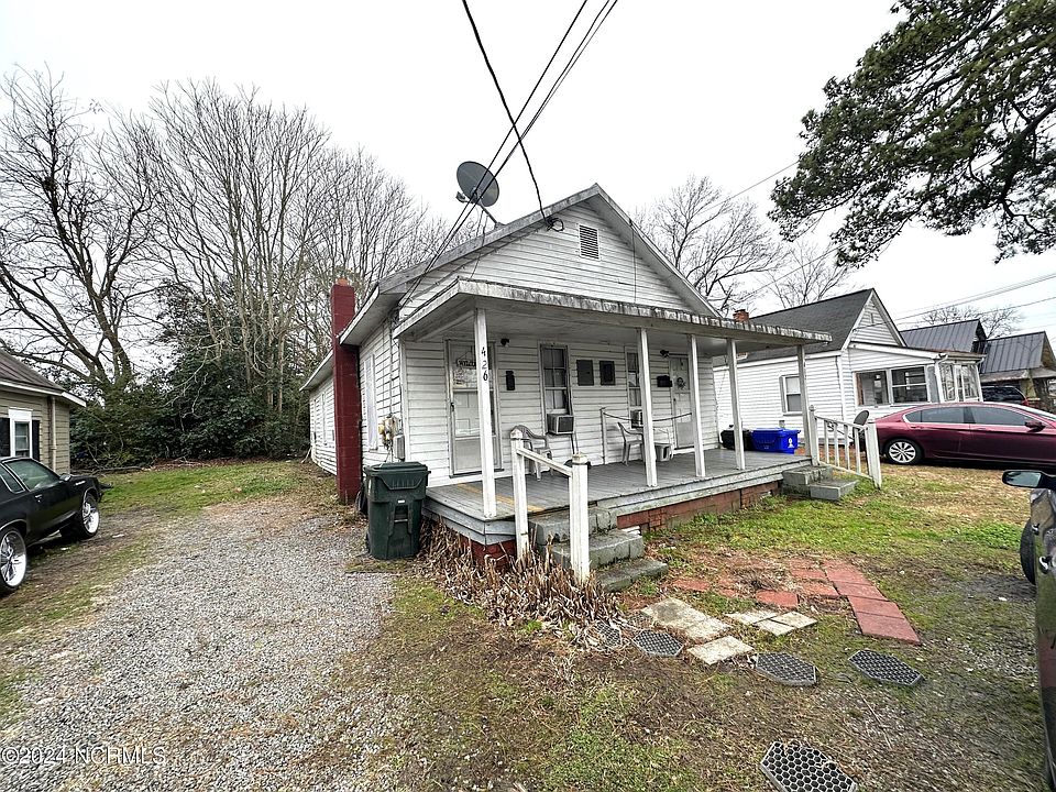2nd image of 426 1st Street E
