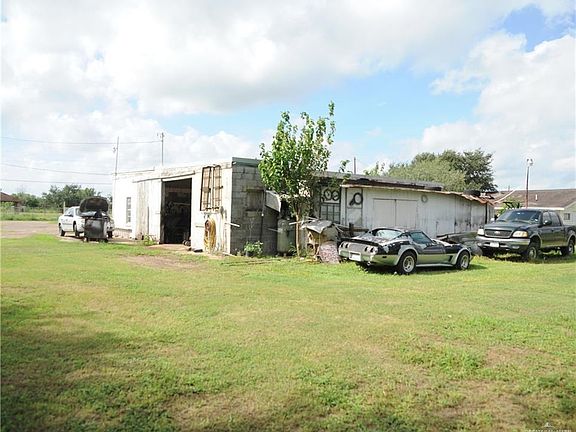 2nd image of 2229 N 83rd St