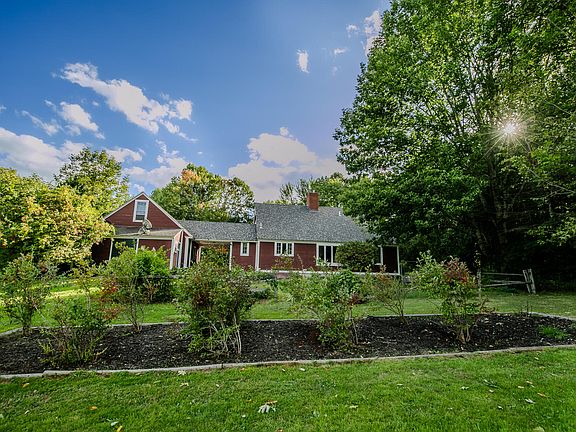 2nd image of 420 Hussey Hill Road