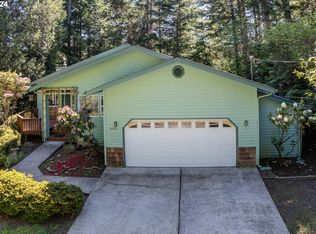 5512 Collins Loop, Florence, OR 97439